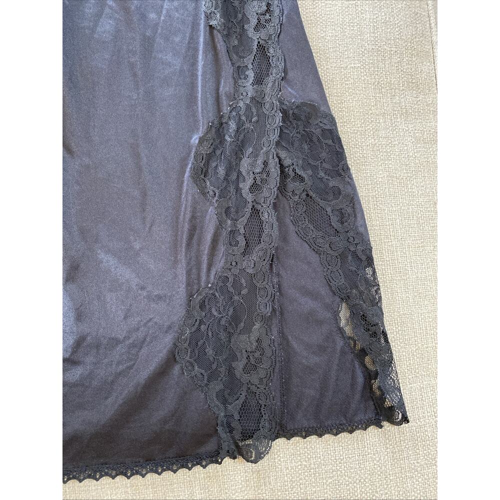 Vintage Dixie Belle Half Slip Black Anti-static Size Medium Lace Trimmed Slits - Picture 10 of 11